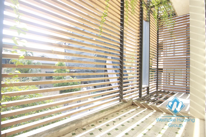 Sunshine apartment for rent near Lotte Tower, Ba Dinh